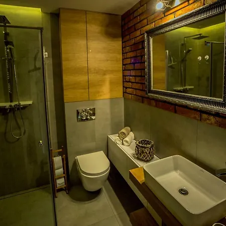 Przystan I オストルダ