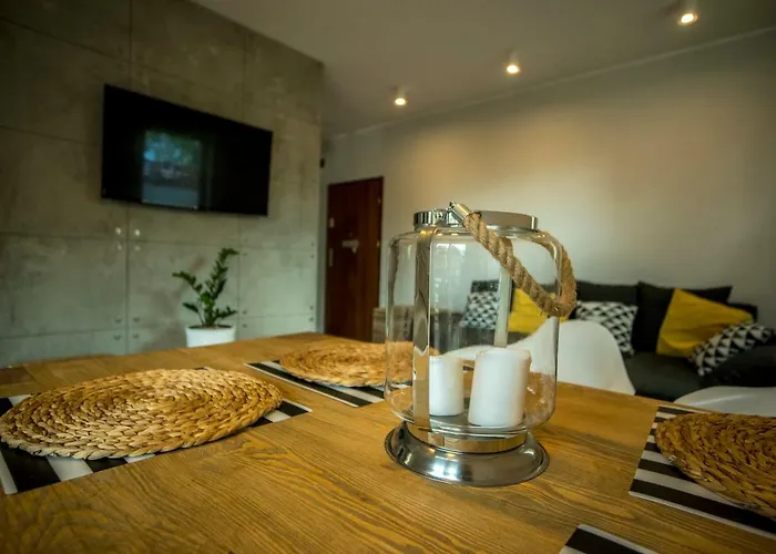 Przystan I 오스트로다